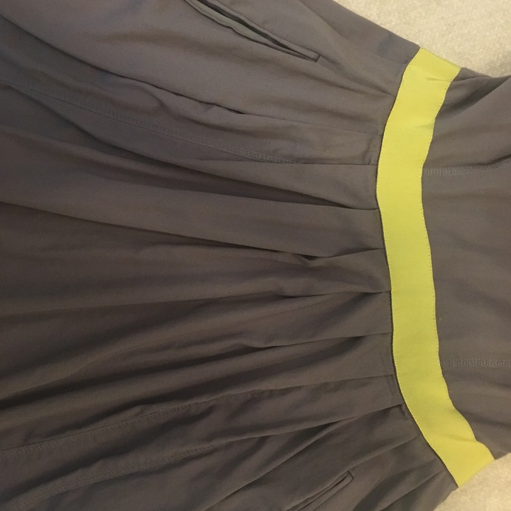 Beautiful grey and yellow Nine West dress! - Picture 4 of 5